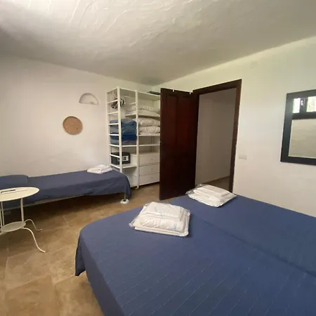Meigama - Porto Giunco Villa