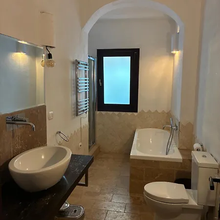 Villa Meigama - Porto Giunco