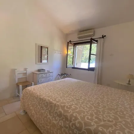 Meigama - Porto Giunco Villa *